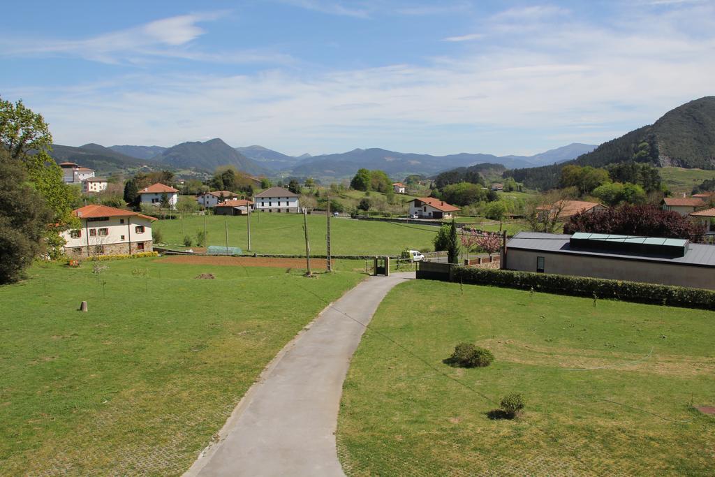 Ecohotel Rural Angiz ブストゥリア エクステリア 写真